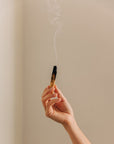 Palo Santo Stick Palo Santo Holz rauchend