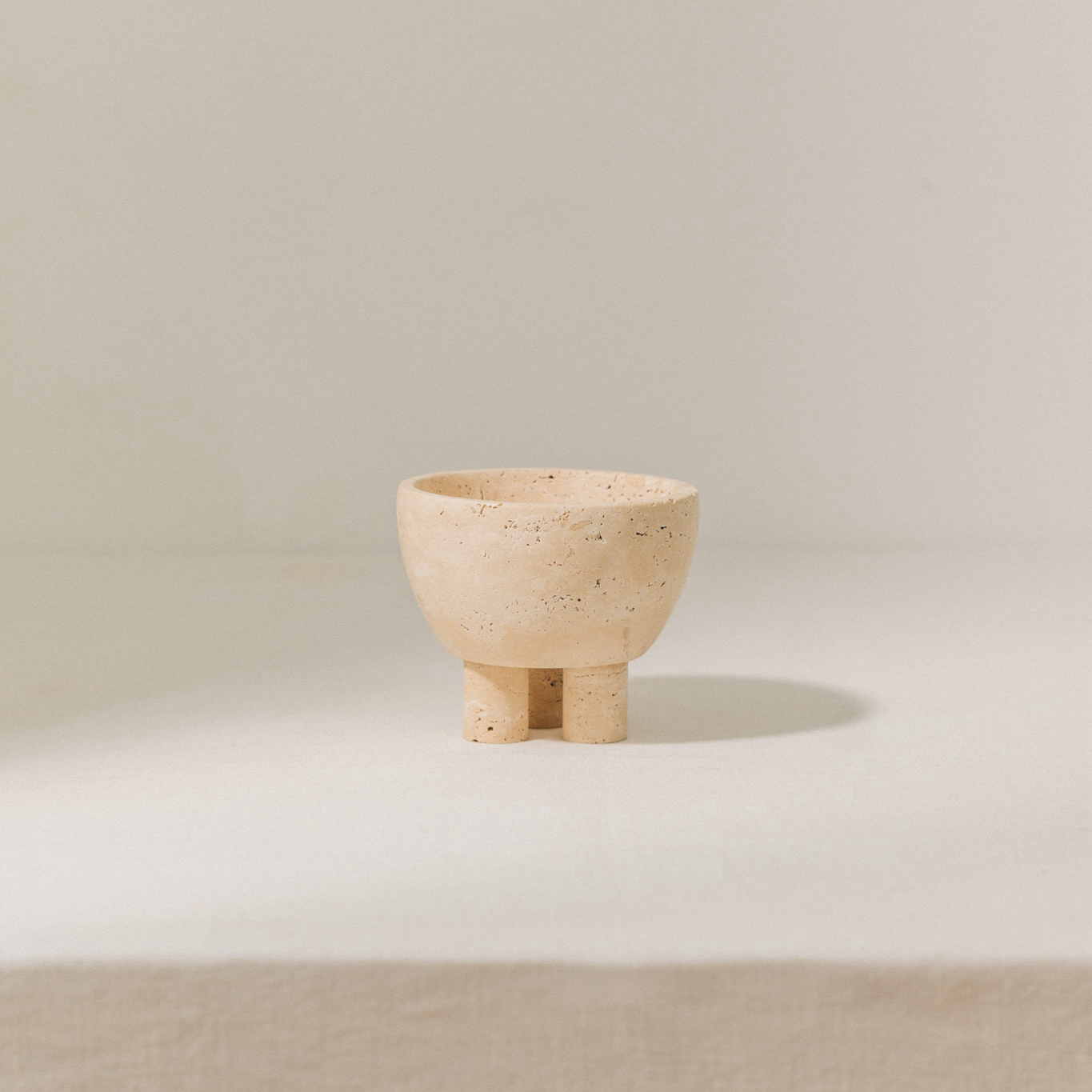 Base Bowl Travertine