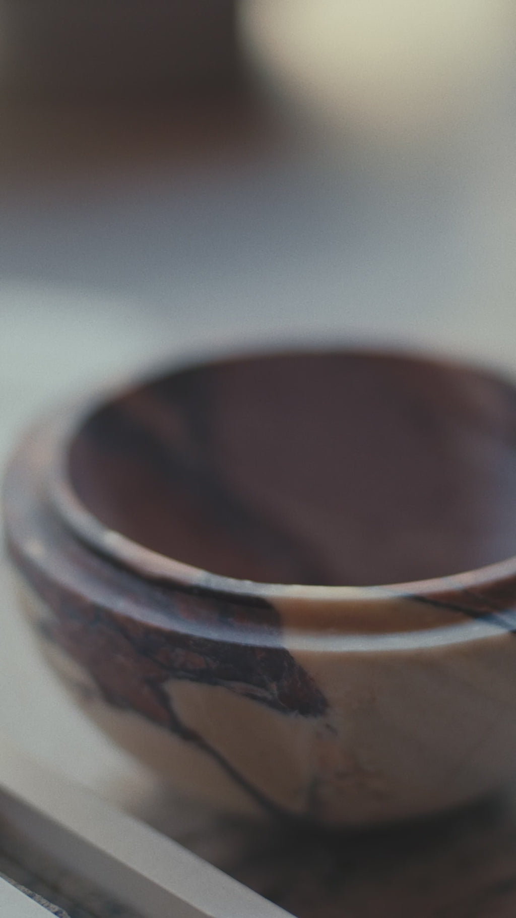 Globe Calacatta Viola